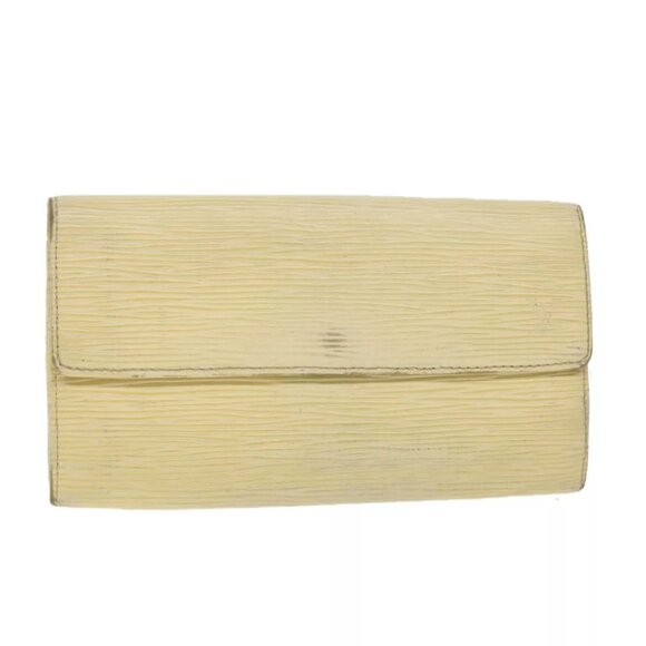 LOUIS VUITTON Epi Pochette Porte Monnaie Credit Wallet White M6357A Auth ti1295 - Picture 1 of 16